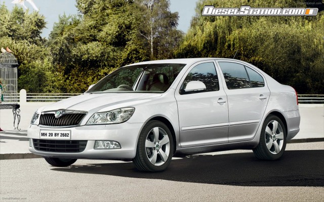 Skoda Laura 2011 Widescreen Picture #2 Skoda Laura 2011 Widescreen Picture #2