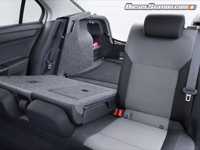 Skoda Rapid 2013 Picture #25 Skoda Rapid 2013 Picture #25