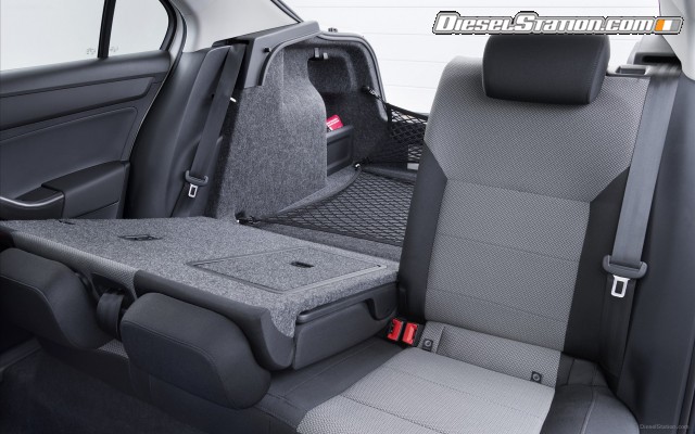 Skoda Rapid 2013 Widescreen Picture #48 Skoda Rapid 2013 Widescreen Picture #48