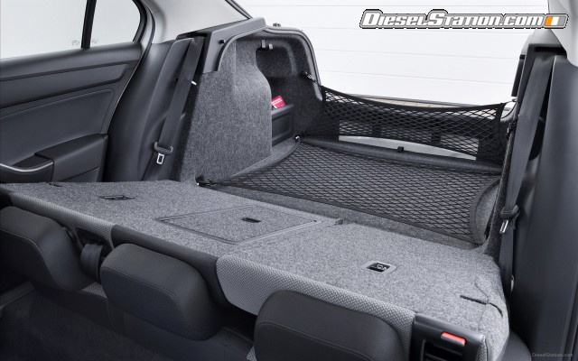 Skoda Rapid 2013 Widescreen Picture #19 Skoda Rapid 2013 Widescreen Picture #19