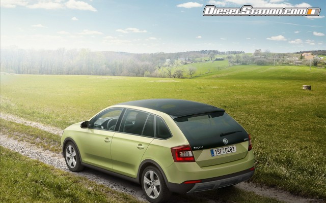 Skoda Rapid Spaceback Scoutline 2016 Widescreen Picture #3 Skoda Rapid Spaceback Scoutline 2016 Widescreen Picture #3
