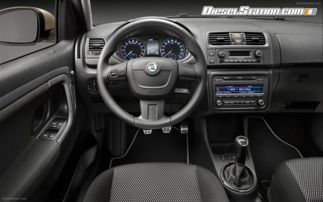 Skoda Roomster Scout 2011 Widescreen Picture #4 Skoda Roomster Scout 2011 Widescreen Picture #4