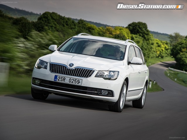Skoda Superb Combi 2016 Picture #26 Skoda Superb Combi 2016 Picture #26