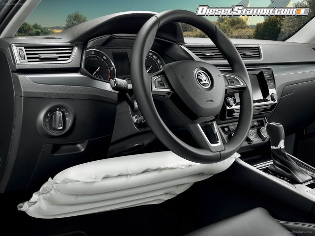 Skoda Superb Combi 2016 Picture #31 Skoda Superb Combi 2016 Picture #31