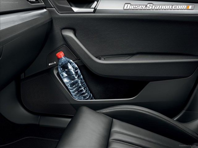 Skoda Superb Combi 2016 Picture #11 Skoda Superb Combi 2016 Picture #11