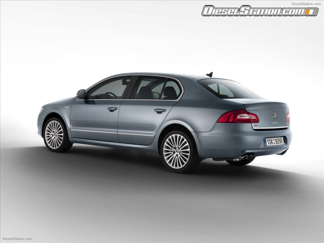 Skoda Superb Combi Laurin Klement Picture #0 Skoda Superb Combi Laurin Klement Picture #0