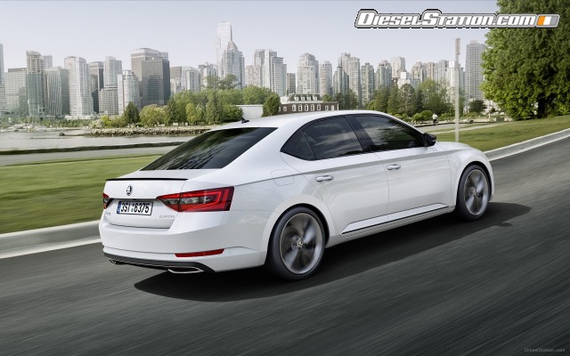 Skoda Superb Sportline 2016 Widescreen Picture #3 Skoda Superb Sportline 2016 Widescreen Picture #3