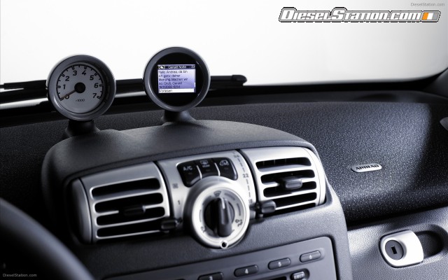 Smart 2010 fortwo cdi Widescreen Picture #3 Smart 2010 fortwo cdi Widescreen Picture #3