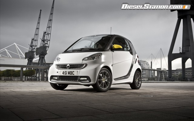 Smart BoConcept Edition 2014 Widescreen Picture #8 Smart BoConcept Edition 2014 Widescreen Picture #8