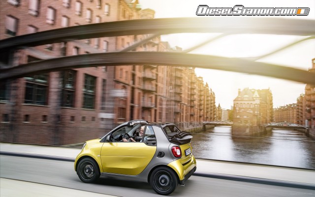 Smart Fortwo Cabrio 2016 Widescreen Picture #17 Smart Fortwo Cabrio 2016 Widescreen Picture #17
