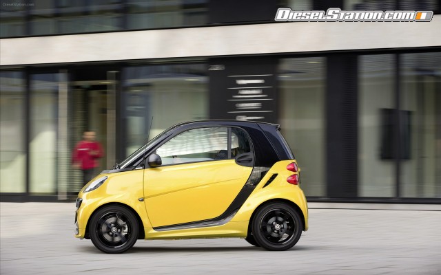 Smart fortwo edition cityflame 2013 Widescreen Picture #1 Smart fortwo edition cityflame 2013 Widescreen Picture #1