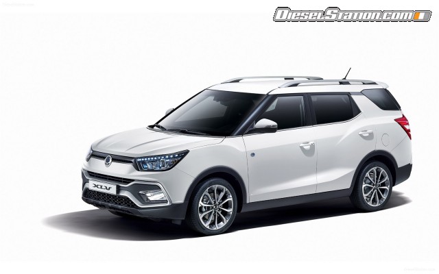 Ssang yong Tivoli XLV 2017 Widescreen Picture #4 Ssang yong Tivoli XLV 2017 Widescreen Picture #4