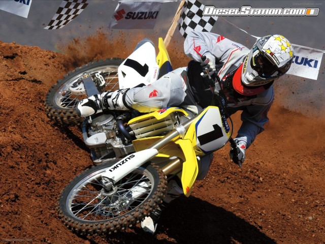 Suzuki 2009 RM Z450 Picture #16 Suzuki 2009 RM Z450 Picture #16