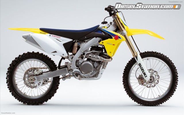 Suzuki 2009 RM Z450 Widescreen Picture #3 Suzuki 2009 RM Z450 Widescreen Picture #3