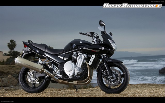 Suzuki Bandit 1250SA Widescreen Picture #20 Suzuki Bandit 1250SA Widescreen Picture #20