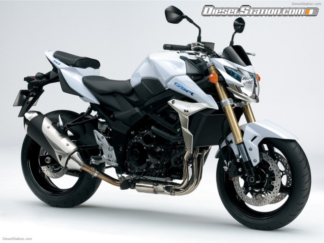 Suzuki GSR750 2011 Picture #17 Suzuki GSR750 2011 Picture #17