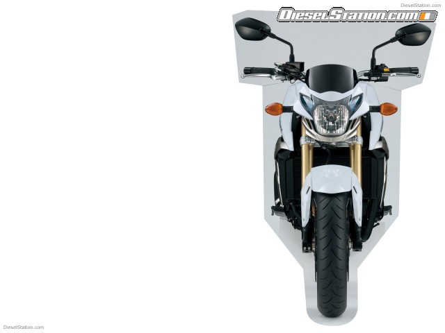 Suzuki GSR750 2011 Picture #19 Suzuki GSR750 2011 Picture #19