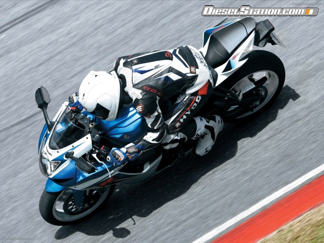 Suzuki GSX R600 2011 Picture #1 Suzuki GSX R600 2011 Picture #1