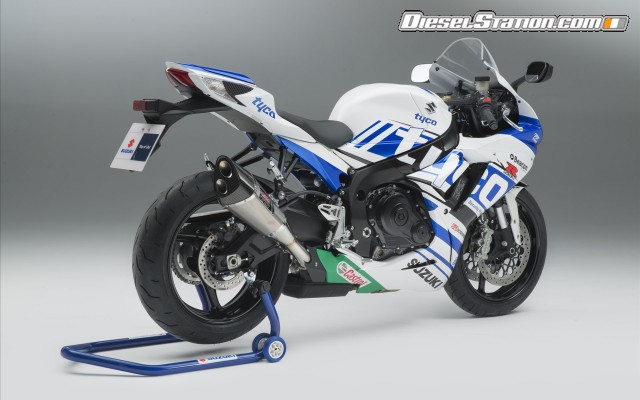 Suzuki GSX R600 Replica 2014 Widescreen Picture #5 Suzuki GSX R600 Replica 2014 Widescreen Picture #5