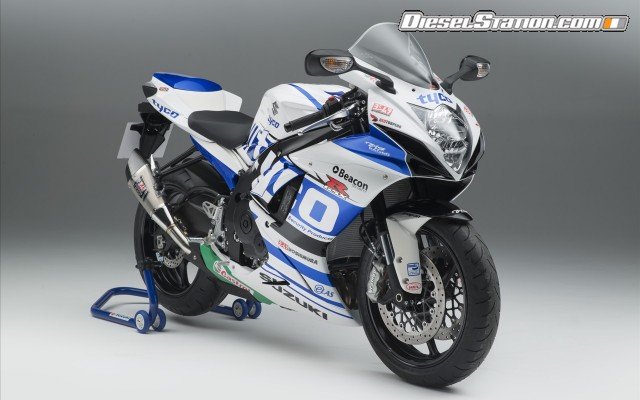 Suzuki GSX R600 Replica 2014 Widescreen Picture #1 Suzuki GSX R600 Replica 2014 Widescreen Picture #1