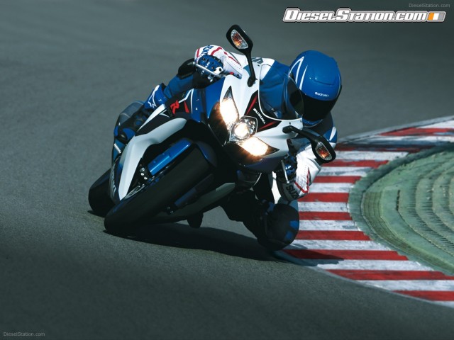 Suzuki GSX R600 Picture #2 Suzuki GSX R600 Picture #2