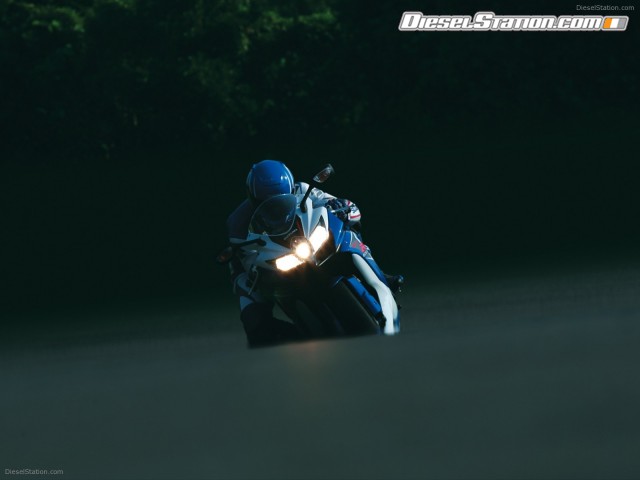 Suzuki GSX R600 Picture #7 Suzuki GSX R600 Picture #7