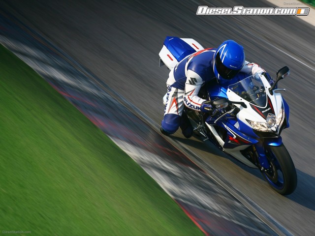 Suzuki GSX R600 Picture #9 Suzuki GSX R600 Picture #9