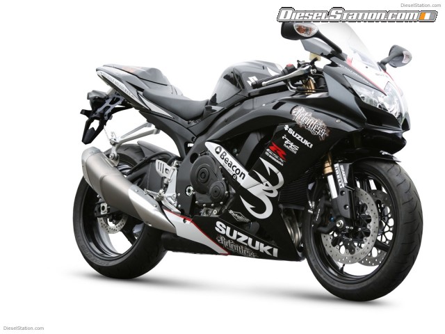 Suzuki GSX R600 Picture #14 Suzuki GSX R600 Picture #14