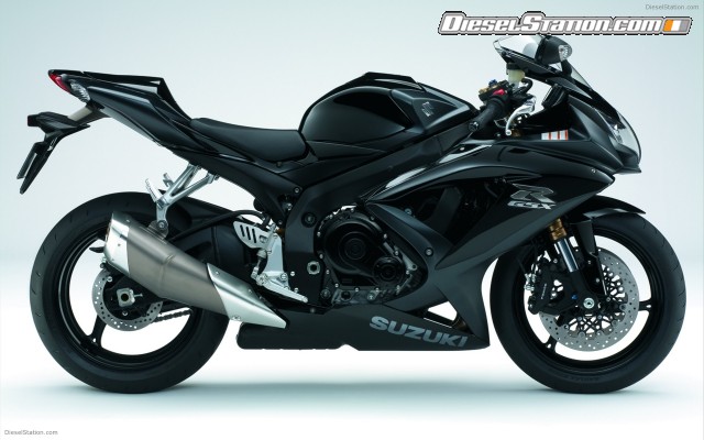 Suzuki GSX R600 Widescreen Picture #8 Suzuki GSX R600 Widescreen Picture #8