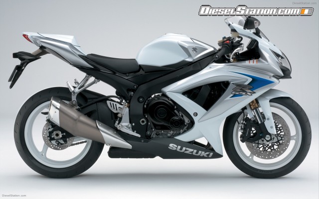 Suzuki GSX R600 Widescreen Picture #16 Suzuki GSX R600 Widescreen Picture #16