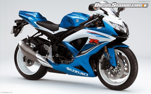 Suzuki GSX R600 Widescreen Picture #17 Suzuki GSX R600 Widescreen Picture #17