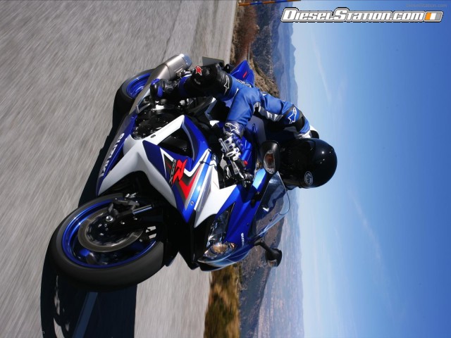 Suzuki GSX R750 Picture #9 Suzuki GSX R750 Picture #9