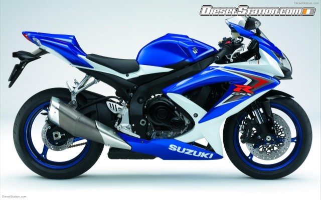 Suzuki GSX R750 Widescreen Picture #7 Suzuki GSX R750 Widescreen Picture #7