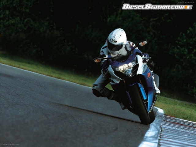 Suzuki GSX r1000 Picture #19 Suzuki GSX r1000 Picture #19