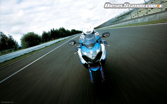 Suzuki GSX r1000 Widescreen Picture #8 Suzuki GSX r1000 Widescreen Picture #8