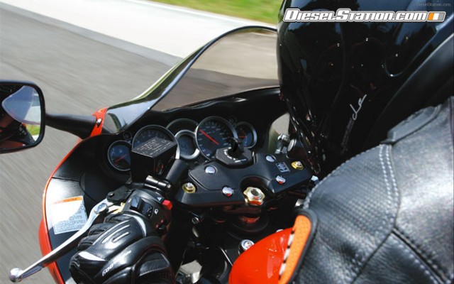 Suzuki Hayabusa turns 10 Widescreen Picture #38 Suzuki Hayabusa turns 10 Widescreen Picture #38