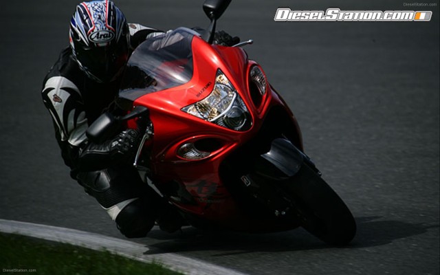 Suzuki Hayabusa turns 10 Widescreen Picture #2 Suzuki Hayabusa turns 10 Widescreen Picture #2