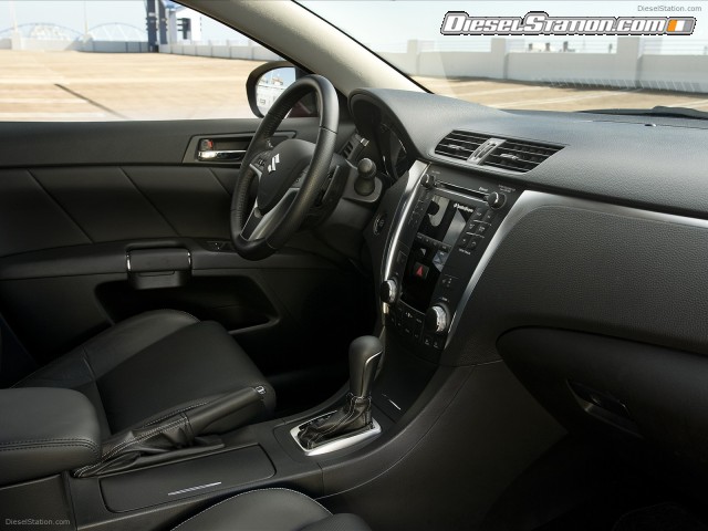 Suzuki Kizashi 2011 Picture #3 Suzuki Kizashi 2011 Picture #3