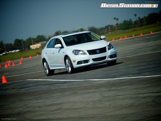 Suzuki Kizashi 2011 Picture #23 Suzuki Kizashi 2011 Picture #23