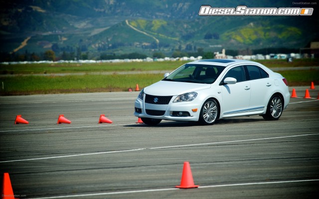 Suzuki Kizashi 2011 Widescreen Picture #1 Suzuki Kizashi 2011 Widescreen Picture #1