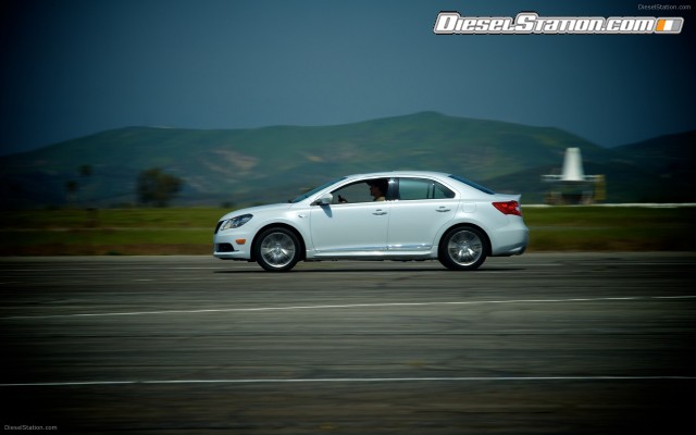 Suzuki Kizashi 2011 Widescreen Picture #2 Suzuki Kizashi 2011 Widescreen Picture #2