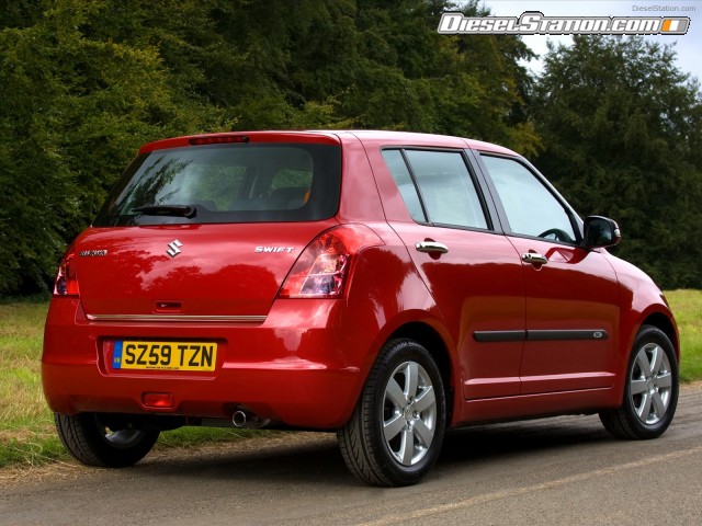 Suzuki New Swift SZ L Picture #4 Suzuki New Swift SZ L Picture #4
