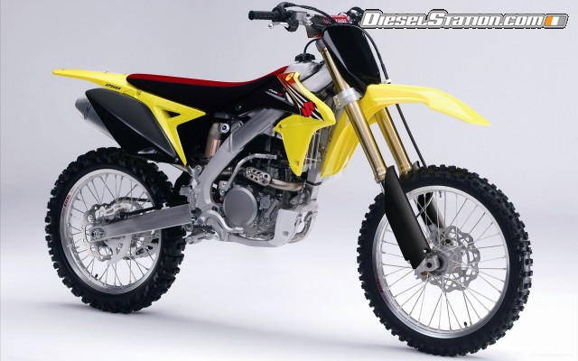 Suzuki RM Z250 2012 Widescreen Picture #7 Suzuki RM Z250 2012 Widescreen Picture #7