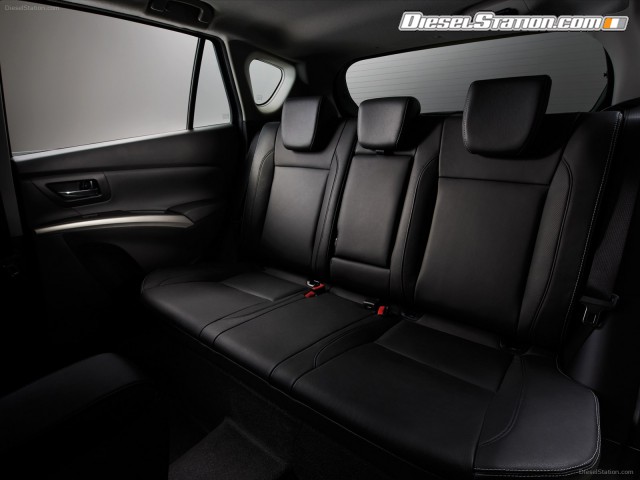 Suzuki SX4 Crossover 2014 Picture #107 Suzuki SX4 Crossover 2014 Picture #107