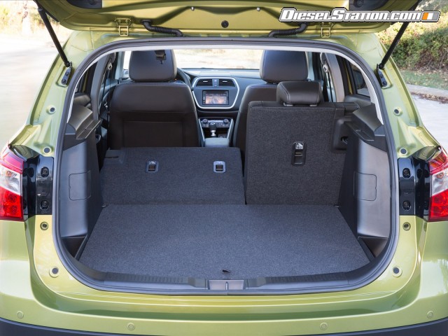 Suzuki SX4 Crossover 2014 Picture #48 Suzuki SX4 Crossover 2014 Picture #48