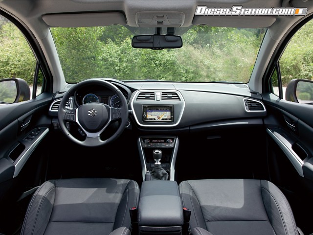 Suzuki SX4 Crossover 2014 Picture #43 Suzuki SX4 Crossover 2014 Picture #43