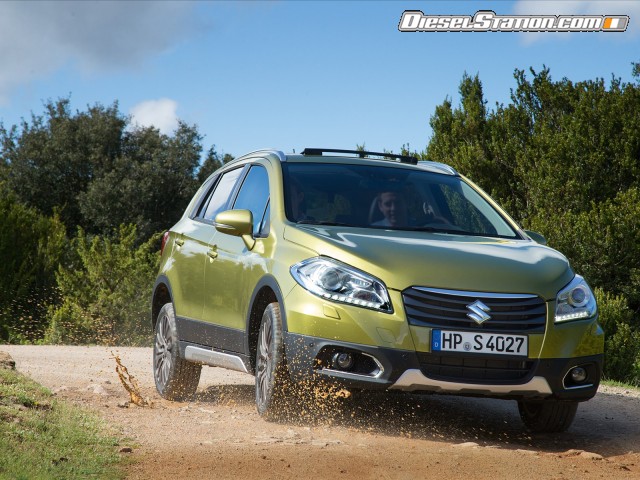 Suzuki SX4 Crossover 2014 Picture #12 Suzuki SX4 Crossover 2014 Picture #12