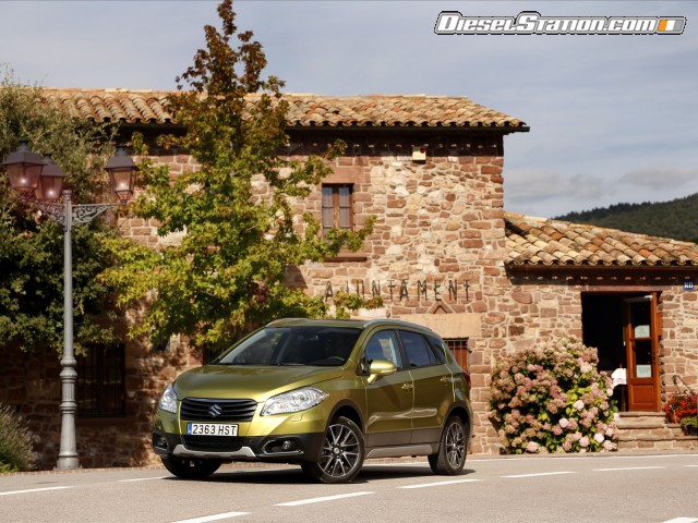 Suzuki SX4 Crossover 2014 Picture #16 Suzuki SX4 Crossover 2014 Picture #16