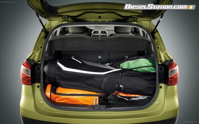 Suzuki SX4 Crossover 2014 Widescreen Picture #112 Suzuki SX4 Crossover 2014 Widescreen Picture #112