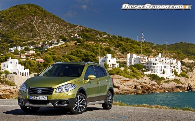 Suzuki SX4 Crossover 2014 Widescreen Picture #3 Suzuki SX4 Crossover 2014 Widescreen Picture #3